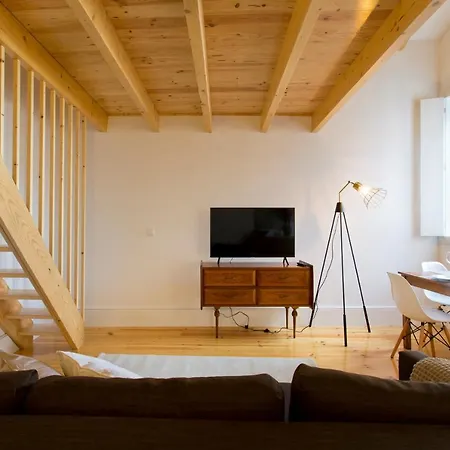 Aposentus - Clerigos Tower View Mezzanine Apartment Porto