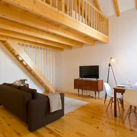 Aposentus - Clerigos Tower View Mezzanine Apartment Porto